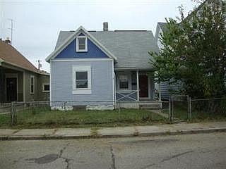 1st image of 1317 Leonhard St