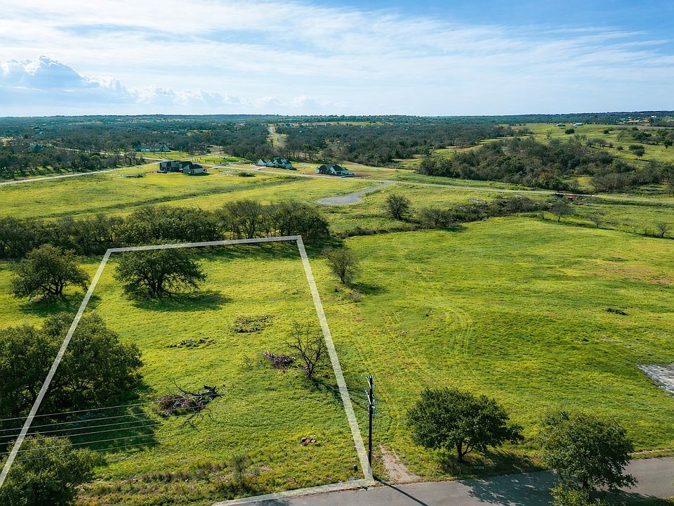 1st image of 602 Central Rd