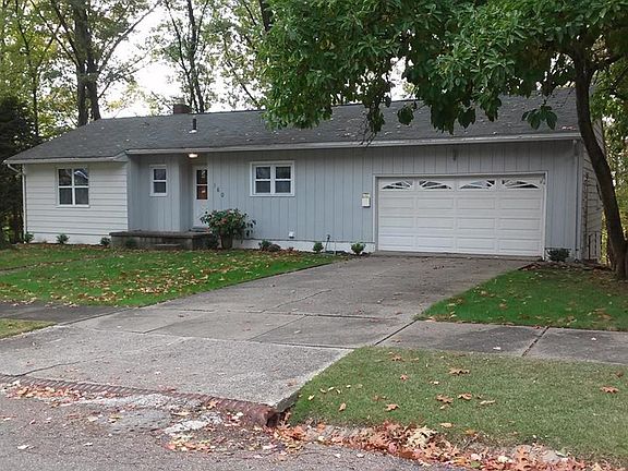 3rd image of 160 The Brooklands Ave