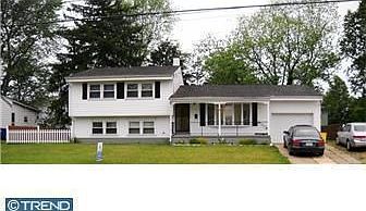 1st image of 5 La Salle Dr