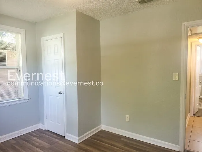 2175 W 16th St — Photo 21