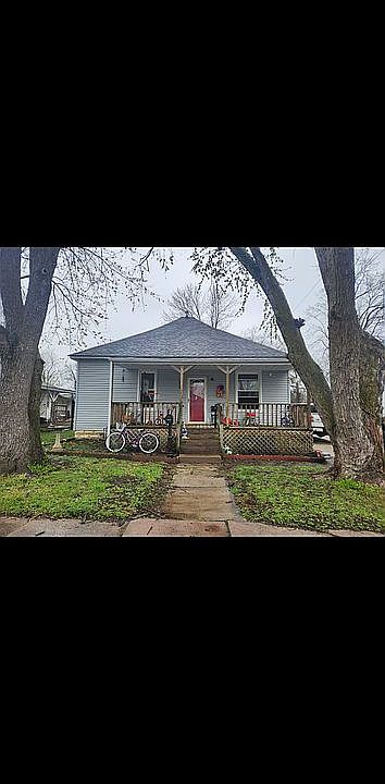 1st image of 300 W Allmon St