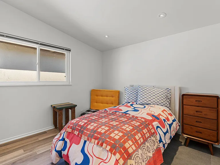 1251 Devon Ln — Photo 23