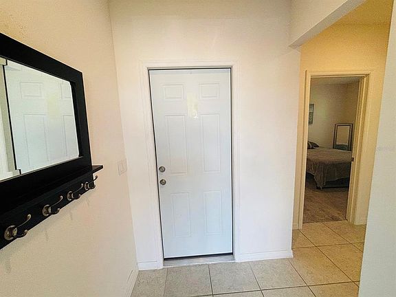5th image of 4962 Jackson St