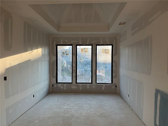 5th image of 4735 Coral River Rd