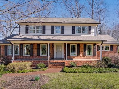 4113 Gladstonbury Rd, Winston Salem, NC, 27104