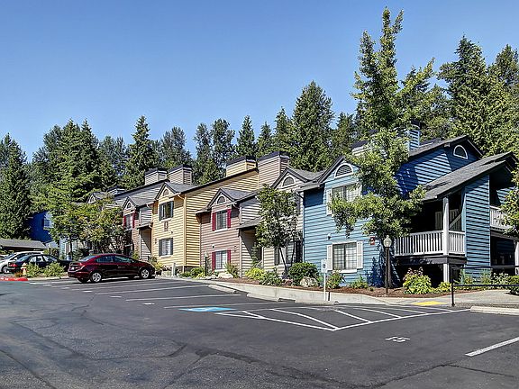 Emerald Ridge