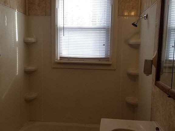 3rd image of 5705 N County Road 25a