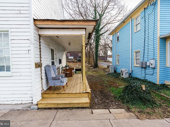 2nd image of 242 N Main St