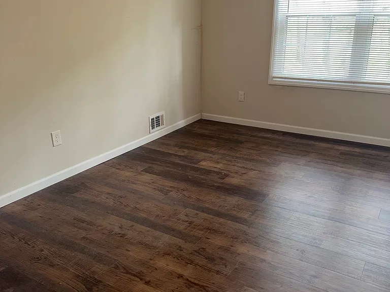 217 Colonial Ct #217 — Photo 13