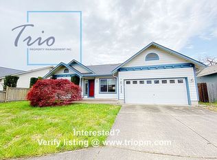 4220 Berrywood Dr, Eugene, OR 97404