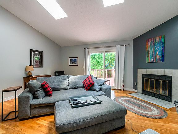 4th image of 4330 Secludedwood Ct