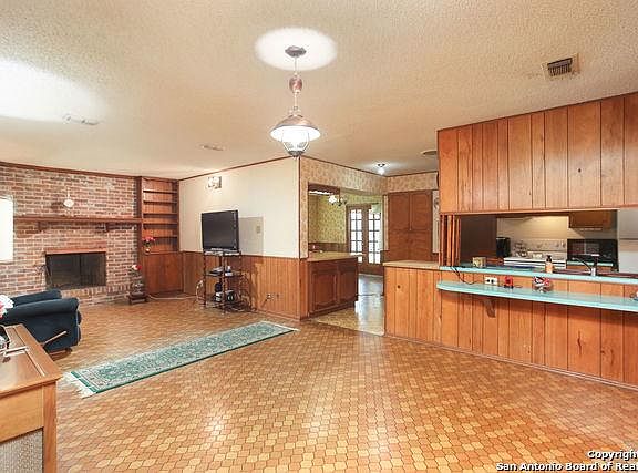 5th image of 5038 Merlin Dr