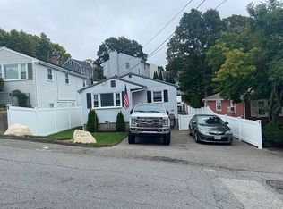 89 Pine Hill Cir, Waltham, MA 02451