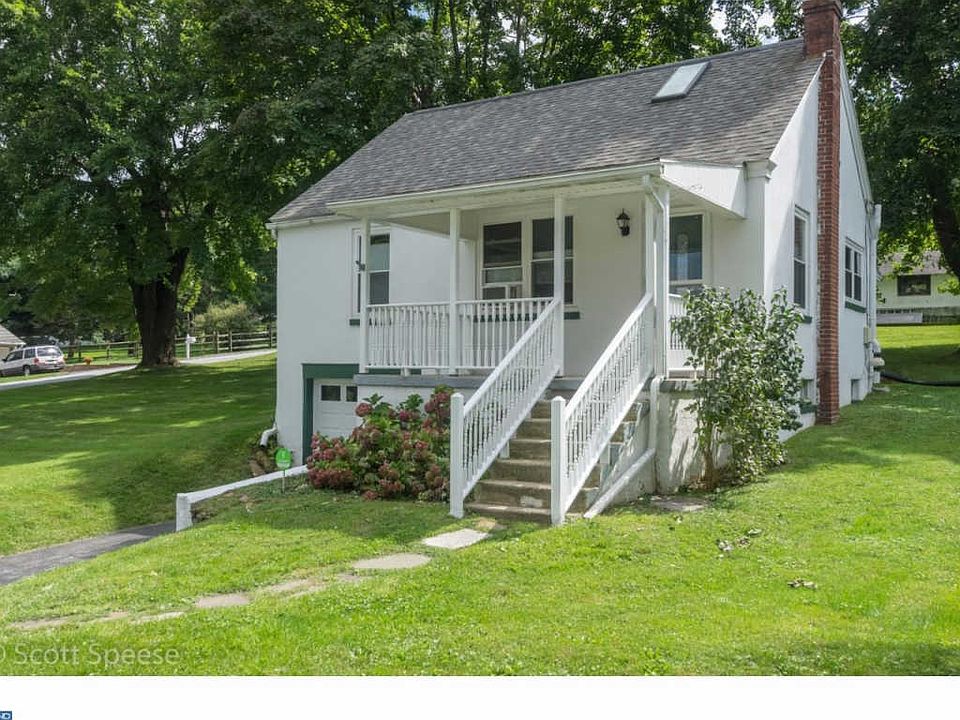 1st image of 3526 Norwood Ave