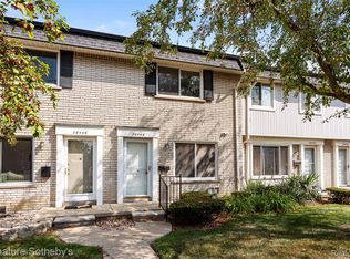 28448 Universal Dr, Warren, MI 48092