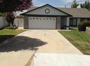 491 Cambridge Dr, San Jacinto, CA 92583