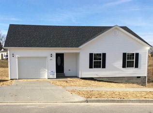 640 Walnut Creek Dr, Berea, KY 40403