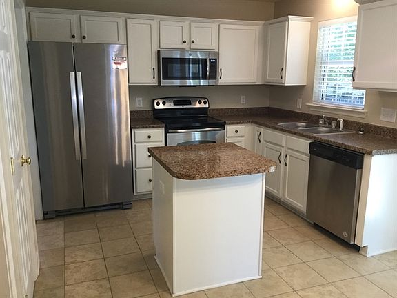 3rd image of 3012 Wyntree Ct