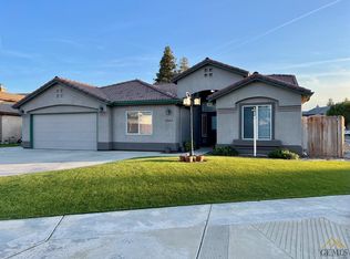 2561 W Cheryll Ave, Porterville, CA 93257