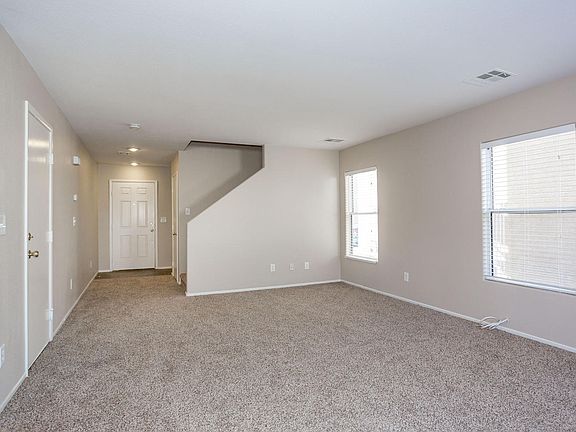 4th image of 132 Trumphet Lilly Ave