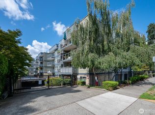 Harwood Condominium, Seattle, WA 98144