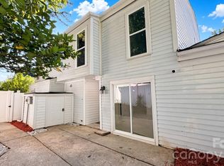 7107 Stonington Ln, Charlotte, NC 28227