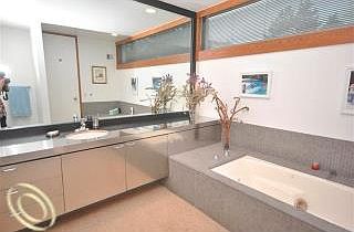 3rd image of 4761 Tara Ct