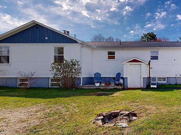 3rd image of 2262 Old Mill Rd