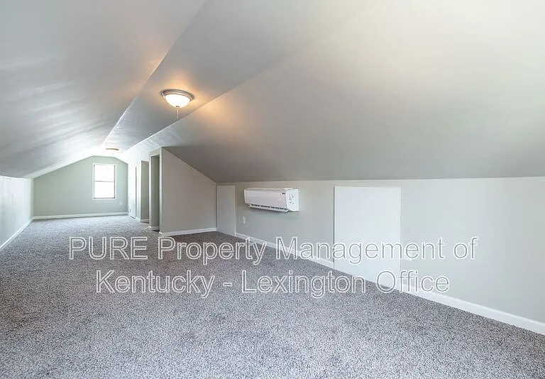 817 Marcellus Dr — Photo 21