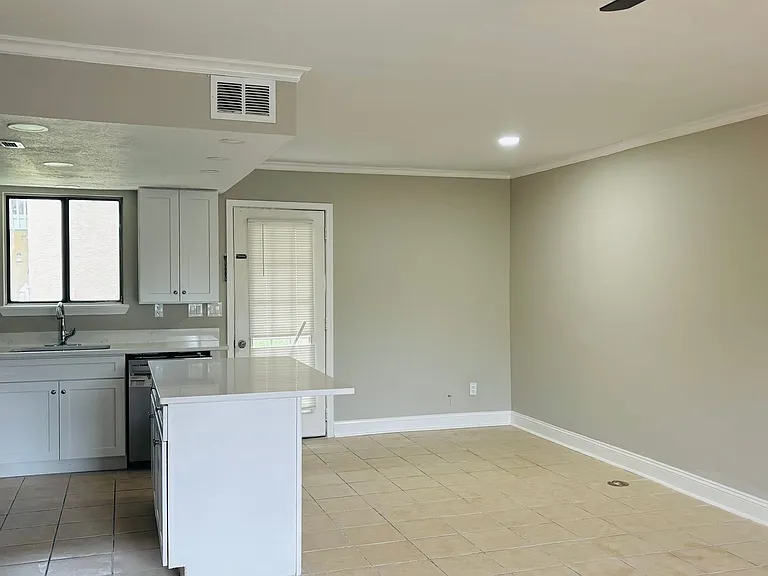 138 Bonnie Ln — Photo 33
