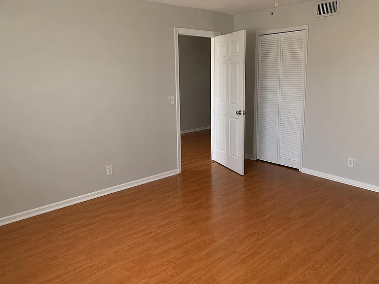 1605 Palm Beach Trace Dr — Photo 8