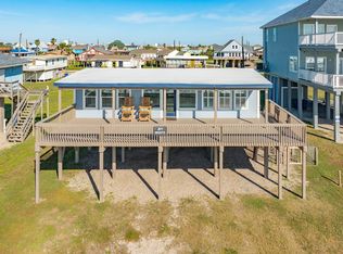 722 Beach Dr, Surfside Beach, TX 77541