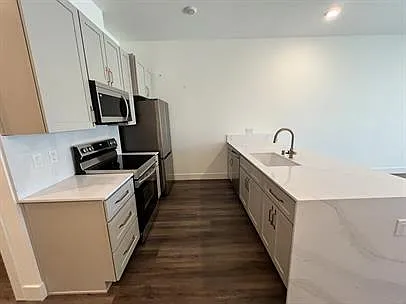 700 Riverside Drive - Passage Reno — Photo 8