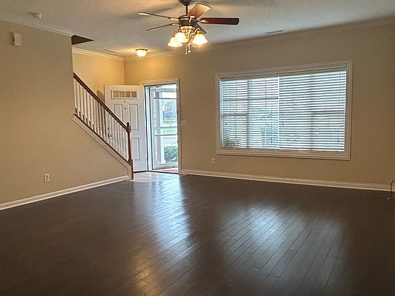 4th image of 6009 Lexington Ave #6009