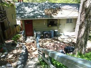 1048 Heaton Dr, Lake Arrowhead, CA 92352