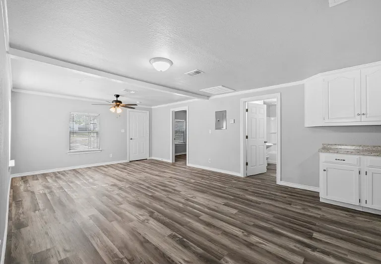 133 W 13th Ave #A — Photo 12