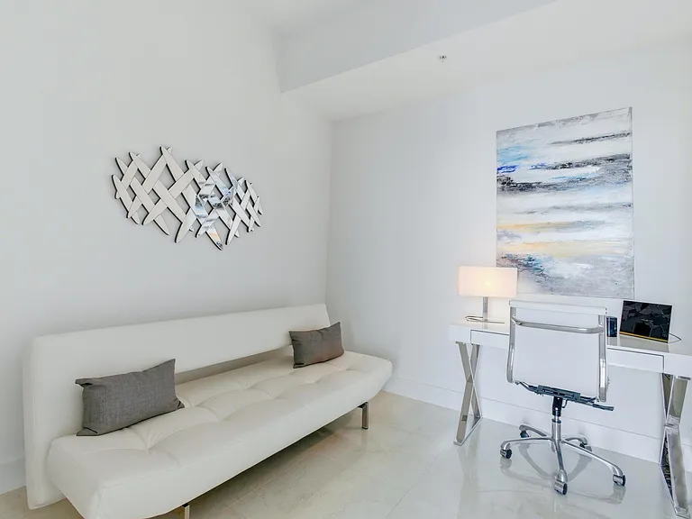 350 N Federal Hwy #Penthouse 09 — Photo 20