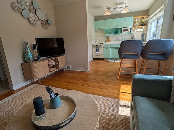 5th image of 302 Short Canal St #0