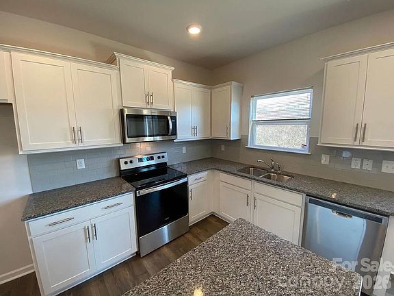 5th image of 196 Marathon Ln