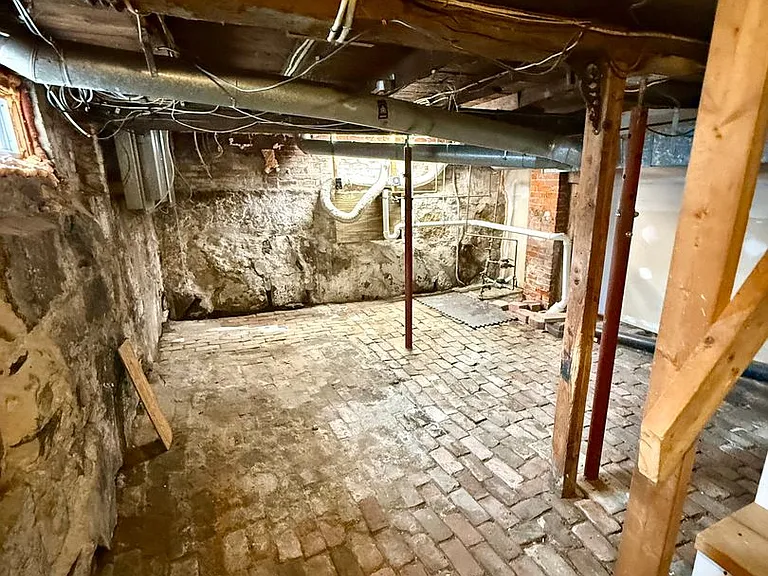 6 Charles St — Photo 18