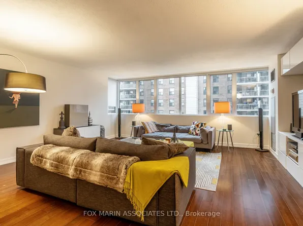 256 Jarvis St #10D, Toronto, ON M5B 2J4