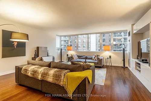 256 Jarvis St #10D Photo 1