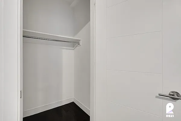 Rented by REZI | media 124