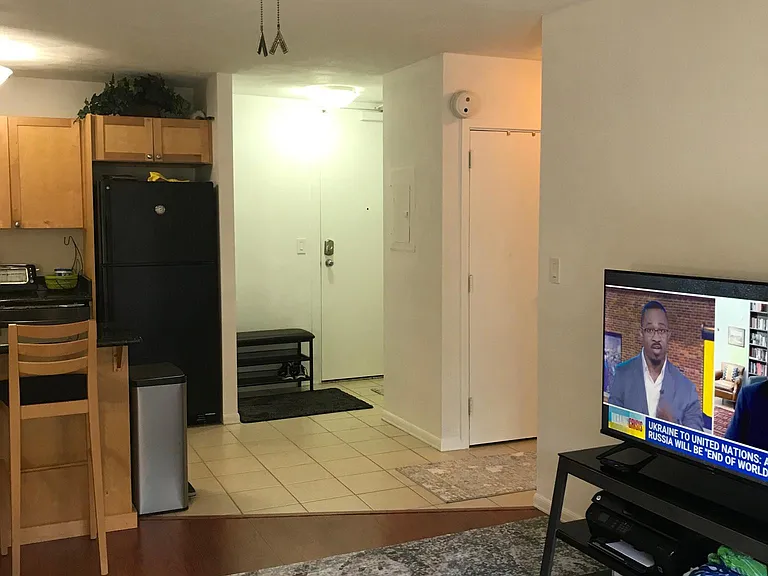 430 Kaiolu St #7 — Photo 11