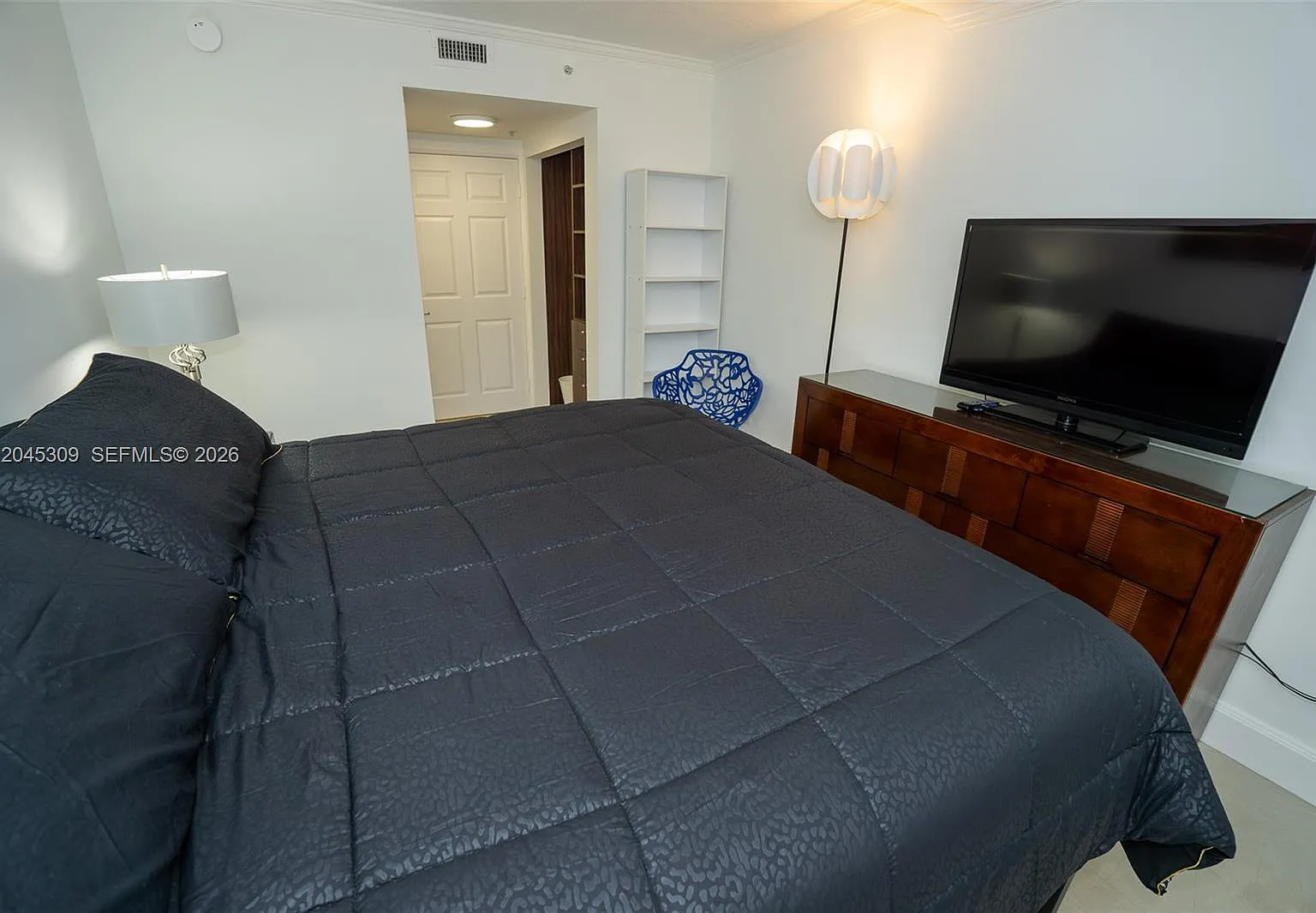 The Mutiny Condo — Photo 3