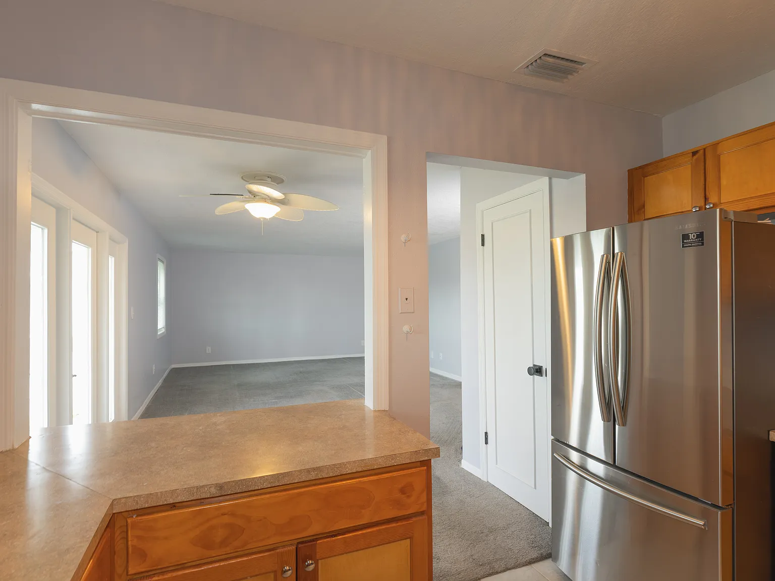 2 bed, 1018 sqft, $2,300 — Photo 3