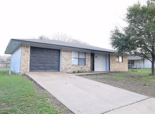 521 Lisa Cir, Troy, TX 76579