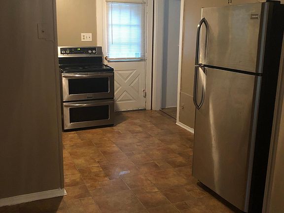 3rd image of 2628 SE Massachusetts Ave