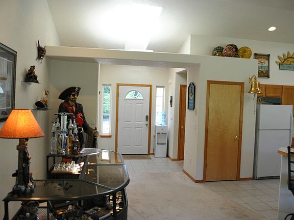 2nd image of 313 Wildwood Ave SE